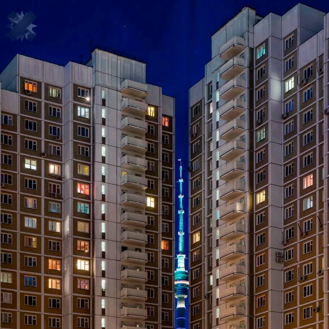 В Госдуме предложили строить доходные дома для многодетных Владимир Кошелев выступил с инициативой создания жилья с льготной арендой на неограниченный срок правом наследования и регистрации Это должно стать альтернативой ипотеке и решить жилищный вопрос для семей с детьми В пример привели Российскую империю тогда арендные дома составляли 40 жилого фонда Москвы и 80 Петербурга   это звучит разумно многодетные семьи в СЪЕМНОМ жилье НМШ