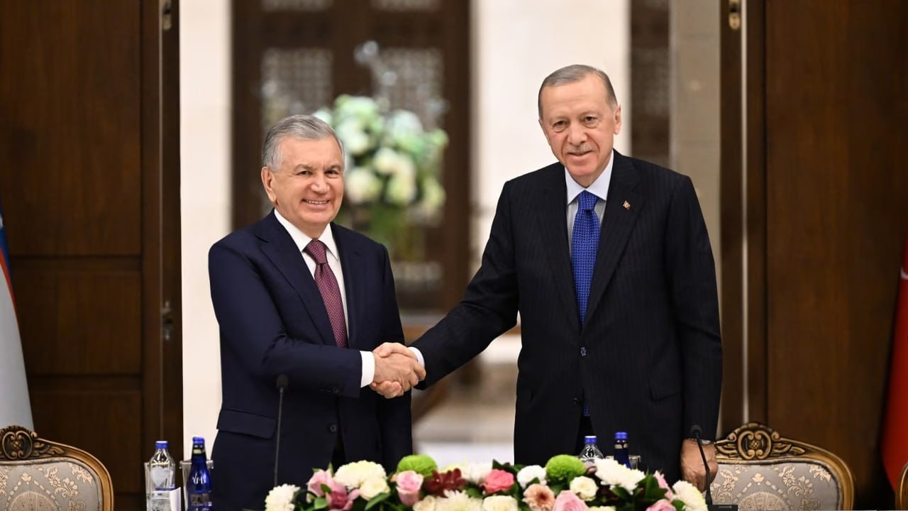 Шавкат Мирзиёев совершит официальный визит в Турцию В ходе визита планируется участие президента в заседании Совета стратегического сотрудничества и ряде мероприятий гуманитарного характера   uznews uz ru news 106889 uznews