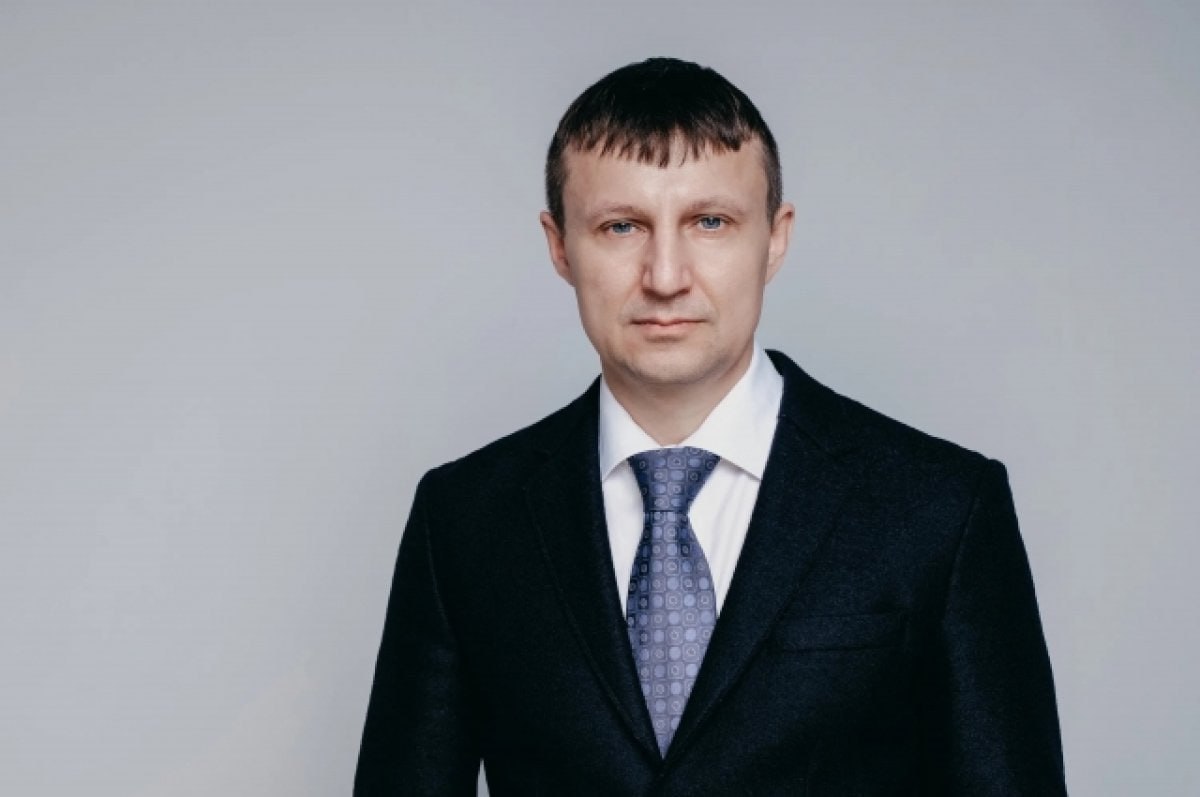 Приговор экс-депутата Александра Глискова оставили без изменений Александр с этим не согласился: "Не виновен, вину не признаю, отношения к этим махинаторам Юсубову и прочим не имею. Готов отправиться на СВО в любом случае," — заявил экс-депутат. Напомним, Глискова ранее приговорили к 10 годам колонии строгого режима и штрафу в размере 10 миллионов рублей. Приговор вступил в законную силу. ____ Оставить обращение