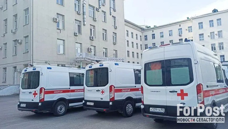 В Крыму придумали способ «ускорить» скорую помощь для попавших в ДТП Вызвать бригаду медиков для пострадавших в аварии можно будет по специальному короткому номеру 135, сообщили в региональном Минздраве. Звонок бесплатный с мобильных и стационарных телефонов. ForPost
