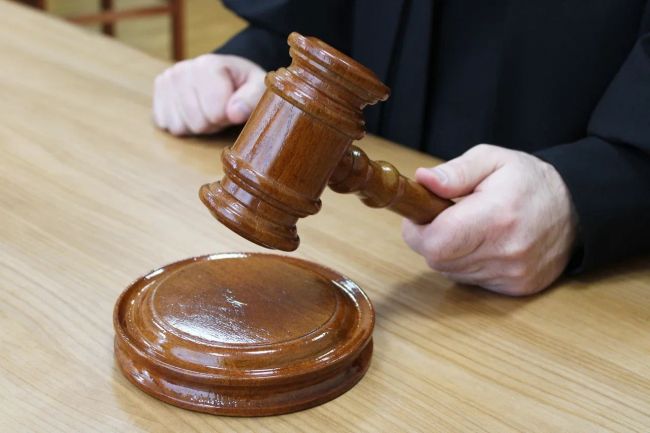 Избивших троих посетителей бара подростков из Тулы отправят под суд Следственный комитет по Тульской области завершил расследование в отношении 16-летнего жителя региона, устроившего драку в питейном заведении. Подробнее Подписаться