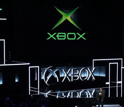 Microsoft недовольна резким падением доходов от Xbox во всем виноваты игры Microsoft представила результаты за второй квартал 2026 финансового года Единственным направлением показавшим снижение доходов стало More Personal Computing MPC и в этом обвинили игры Рост прибыли в первую очередь пришелся на облачные сервисы Microsoft Cloud Azure и центры обработки данных теперь приносят гораздо больше денег чем Windows Surface и Xbox