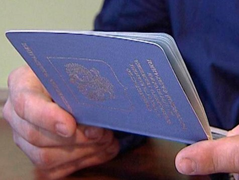 Еще 20 нелегалов выдворили из Калужской области Из Калужской области и страны в целом выдворили еще 20 нелегальных мигрантов. Среди них 11 граждан Таджикистана, 6 граждан Узбекистана, двое граждан Азербайджана и гражданин республики Беларусь.