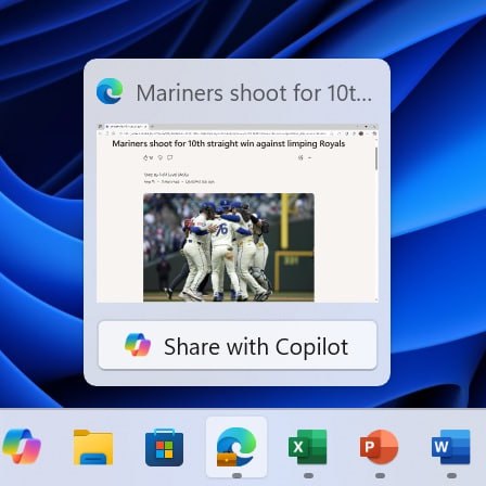 В Windows 11 нашли ещё одну кнопку Copilot В свежей сборке Windows 11 Insider Preview появилась новая кнопка Copilot Теперь при наведении на приложение на панели задач можно передать его содержимое в Copilot Vision Copilot Vision анализирует картинки на экране например узнаёт людей или предметы на фото и предлагает обсуждение с ИИ чатом Microsoft Там же можно получить обучающие материалы по теме В этой же тестовой версии появилась функция перевода текста прямо с экрана Кнопки Copilot в Windows становятся вездесущими они уже есть в Paint Блокноте на клавиатуре и даже на корпусе некоторых ПК Microsoft утверждает что пока просто тестирует новую кнопку и в следующих сборках её могут убрать С таким темпом через пару апдейтов Windows половина рабочего стола превратится в кнопки Copilot а вторая половина в напоминание о перезагрузке godnoTECH Новости IT