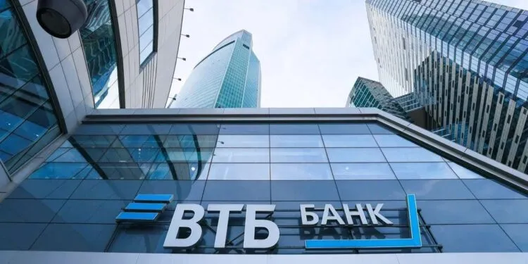 ВТБ расширил функции для клиентов Почта Банка Так в рамках объединения двух финансовых учреждений они могут открыть счет и перевести свои соцвыплаты в ВТБ   oboz info klienty pochta banka smogut perevesti sotsvyplaty v vtb