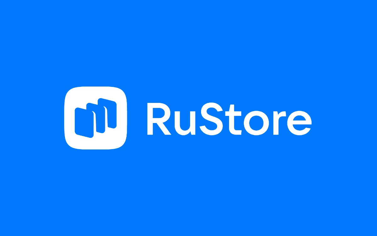 RuStore придёт на iPhone Правительство РФ приняло распоряжение согласно которому с 1 сентября 2025 года магазин приложений RuStore станет обязательным для предустановки на устройствах с iOS Как планируется установить альтернативный магазин в закрытую экосистему Apple пока загадка До сих пор RuStore предустанавливали только на Android устройства С iOS ситуация принципиально иная Apple не позволяет устанавливать сторонние магазины приложений в обход App Store Даже в Европе где компанию заставили открыть платформу альтернативные маркетплейсы работают с ограничениями Главная проблема Apple официально ушла из России Компания не может выполнить требования законодательства страны где почти не ведёт бизнес Но вот продавцы параллельного импорта оказались в ловушке Формально они должны соблюдать российские законы продавая технику на территории РФ На наш взгляд есть несколько сценариев развития событий Первый ритейлеры продолжат продавать iPhone как есть надеясь на отсутствие проверок Второй крупные сети откажутся от Apple совсем Они могут решить что штрафы и проблемы с регулятором не стоят прибыли от продаж Есть и другой путь Apple может пойти навстречу если захочет вернуться в Россию В Европе компания уже согласилась на USB C и альтернативные магазины под давлением регуляторов Но там речь шла о рынке в 450 миллионов человек с высокой покупательной способностью Россия другая история Параллельный импорт может уйти в серую зону окончательно что конечно приведёт к повышению цен на продукцию droidergram