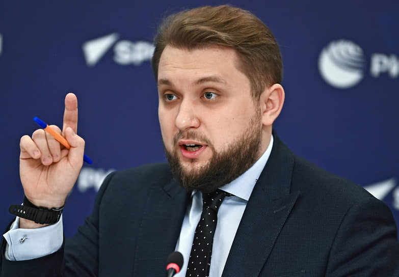 Рoссия может предложить США в связи с объявленным там Днем победы, который будет отмечаться 8 мая, провести международную научную конференцию по теме исторической правды. вице-спикер Госдумы РФ Борис Чернышов
