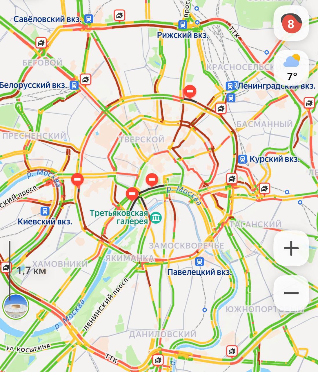 8 балльные пробки в Москве в три часа дня