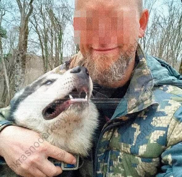 В Сочи владелец напавших на 9-летнего мальчика хаски предстанет перед судом 48-летнего владельца собак, откусивших лицо ребенка, будут судить в Сочи Хозяину собак предъявлено обвинение в совершении преступления, предусмотренного ч. 1 ст. 118 УК РФ причинение тяжкого вреда здоровью по неосторожности . По версии следствия, вчера утром в СНТ «Авиатор» в Адлерском районе города Сочи две домашние собаки крупной породы, сорвавшиеся с цепи и находившиеся без присмотра хозяина, напали на 9-летнего мальчика, причинив множественные укушено-рваные раны лица. Проходившие мимо местные жители отогнали собак и сообщили родителям мальчика о произошедшем. В настоящее время ребенок находится в лечебном учреждении, где ему продолжают оказывать необходимую медицинскую помощь. В ходе допроса обвиняемый признал вину и пояснил, что некоторое время не кормил собак. Ваши видео высылайте нам в бот Подпишись поделись Прислать видео новость