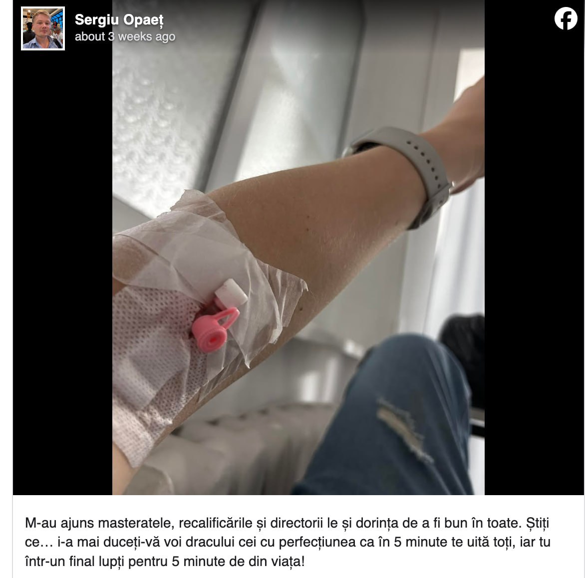 В Оргеевском районе умер 35 летний директор гимназии в Телешенах Об этом сообщили в Педагогическом университете столицы где он учился За несколько недель до этого Сергей Опаец сделал публикацию в Facebok которая теперь получила широкую огласку Меня догнали магистратуры переквалификации директорство и желание быть хорошим во всём Знаете что идите вы к чёрту со своим совершенством потому что через пять минут о тебе забудут а ты в конце концов борешься за пять минут своей жизни написал он Министр образования Дан Перчун выразил соболезнования назвав его смерть трагическим напоминанием о проблеме профессионального выгорания в системе образования Подпишись на Moldova Liberă