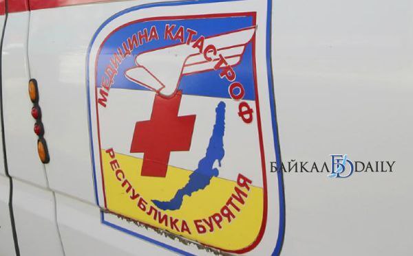 Двоих малышей из Бурятии с пороком сердца срочно прооперировали в Красноярске Для этого пришлось организовать чартерные рейсы рассказал в соцсетях глава республики Алексей Цыденов Прооперировали детей в федеральном центре сердечно сосудистой хирургии Одна из малышей девочка появилась на свет 5 ноября Второй спасённый мальчик которому ещё нет и месяца Он родился 1 января