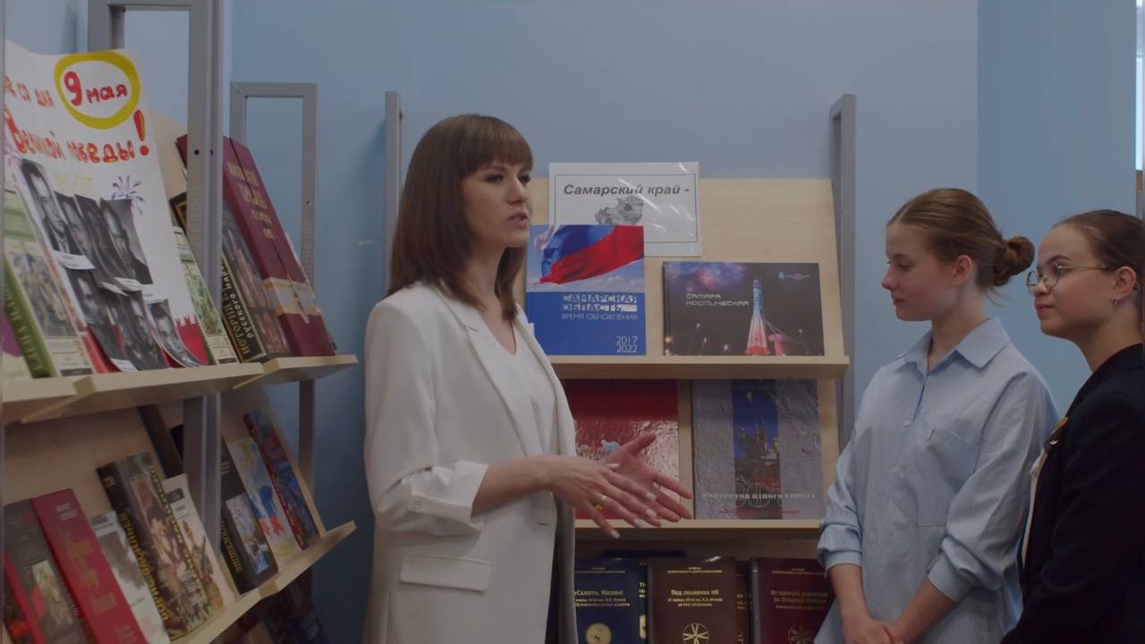 Учитель русского языка и литературы из Самары поборется за звание Учитель года России В этом году победителем регионального конкурса Учитель года Самарской области стала Марина Собачкина учитель русского языка и литературы МБОУ Школа 68 им Героя Советского Союза В П Лезина Заключительный этап пройдет в Санкт Петербурге где участникам предстоит провести урок по учебному предмету Во втором конкурсном испытании их ждет беседа с членами жюри по итогам которой будут определены 20 финалистов Министерство образования Самарской области Подпишись на truekpru63 Мы в MAX
