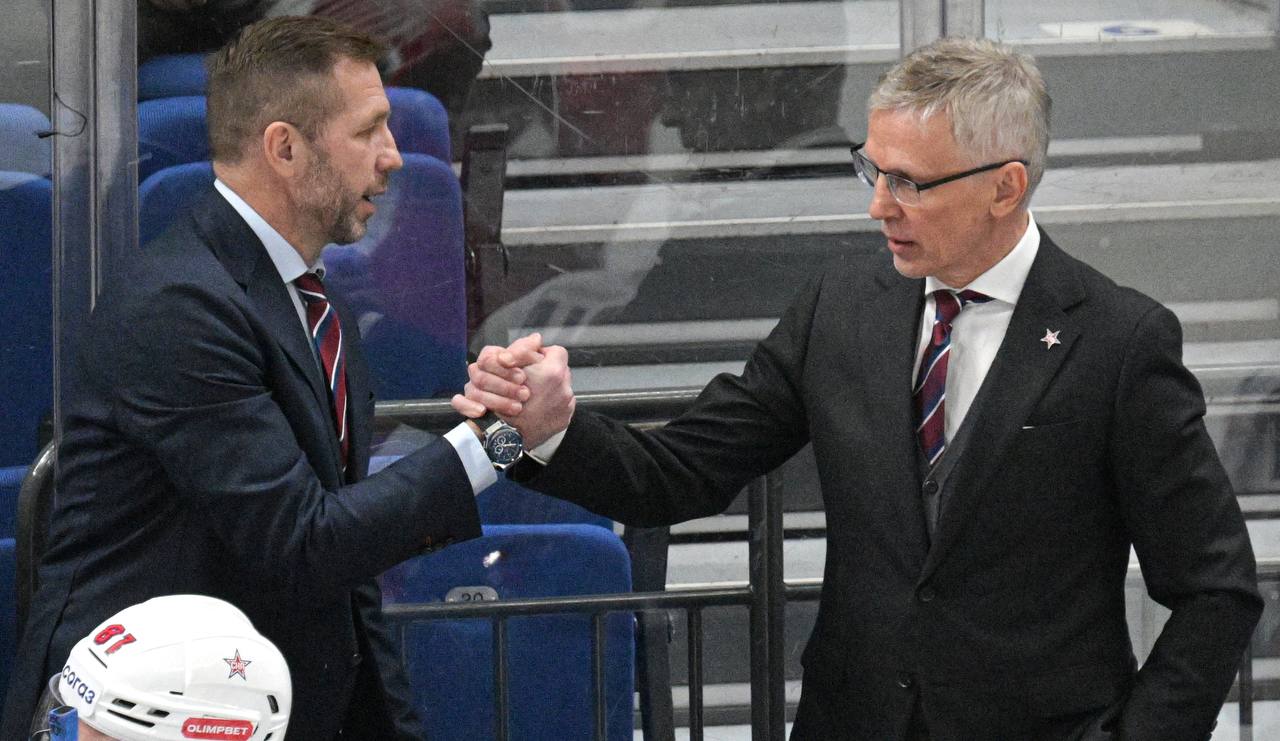 Тренер СКА Игорь Ларионов пропустит матч КХЛ против Шанхайских драконов по состоянию здоровья Обязанности главного тренера в этой встрече будет исполнять его помощник Юрий Бабенко Подписывайтесь на РИА Новости Спорт в MAX