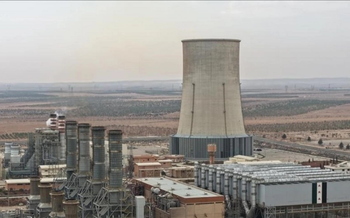 Азербайджанский газ поступил в сирийскую провинцию Хомс.  Подробнее:      Новости Азербайджана   Написать нам  #ruoxuaz #ПоставкиазербайджанскогогазавСирию #Поставкиприродногогаза #Сирия