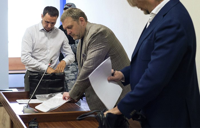 Свердловский районный суд Перми рассматривает иск бывшего губернатора Кировской области Никиты Белых к министерству финансов РФ следует из материалов судебного делопроизводства Дело рассматривается в категории прочие исковые дела его суть на сайте не раскрывается В качестве третьих лиц заявлены следственное управление СКР России по Кировской области следователь по особо важным делам СУ СКР и управление Федерального казначейства по Пермскому краю По данным ряда местных СМИ иск касается компенсации за незаконное уголовное преследование и оценивается в 10 млн рублей Фото Сергей Бровко РИА Новости interfaxonline