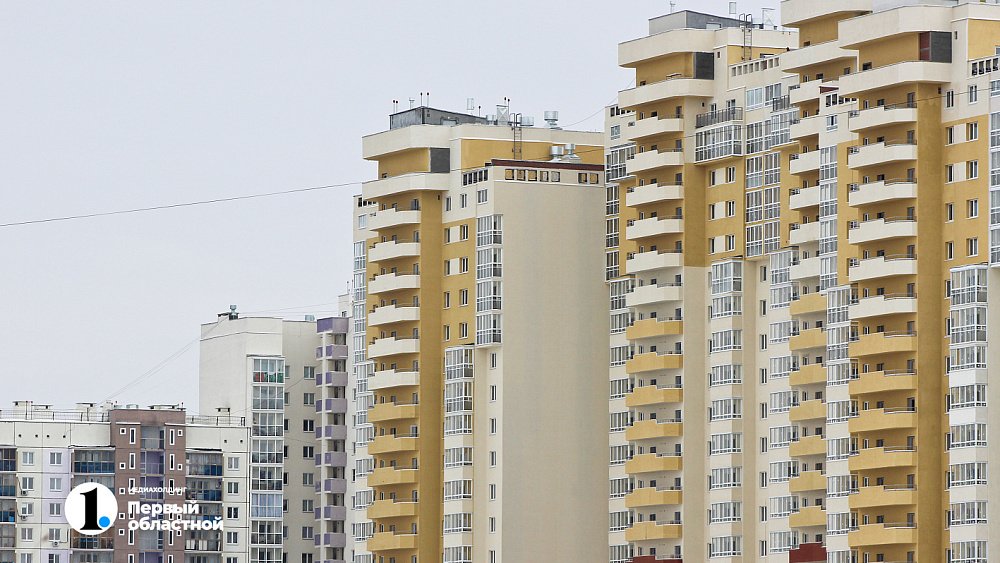 В Челябинске рынок вторичного жилья вырос на 8%   Выбор вторичного жилья за полгода вырос на 8%, при этом в сегменте трехкомнатных квартир - на 17%, двухкомнатных – на 14%, студий - на 6%.   Средняя стоимость квадратного метра составила 103 тысячи рублей. По темпам роста спроса лидируют студии  +12% .     / Прислать новость