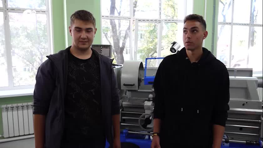 Открытие нового физкультурно-оздоровительного комплекса в Череповце и ремонт спортивного комплекса во Владивостоке