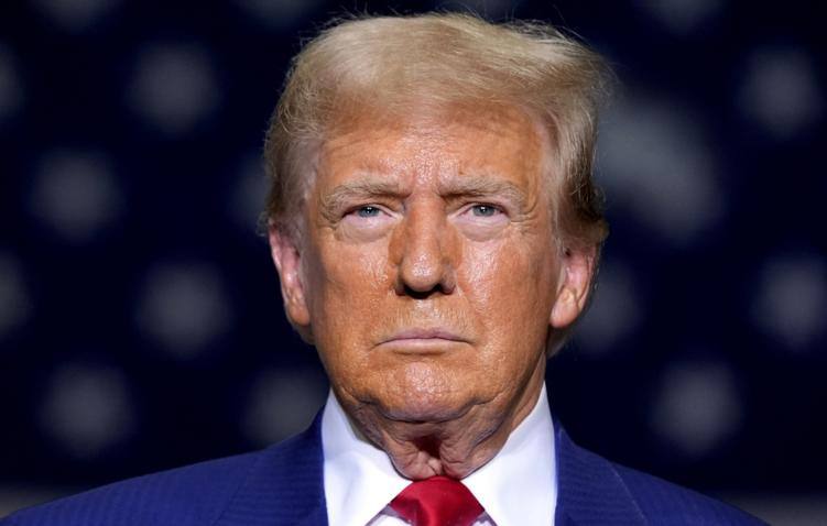 Трамп не отрицает возможности введения вторичных санкций против РФ — руководитель пресс-службы Госдепартамента Брюс.