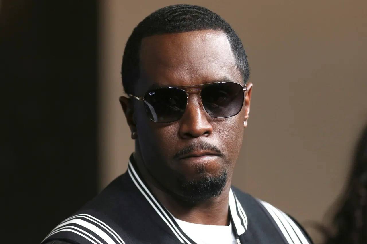 P Diddy может выйти на свободу раньше срока Как сообщает ABC News музыкант может принять участие в программе реабилитации от зависимости Участие в ней позволит сократить срок заключения примерно на год КК