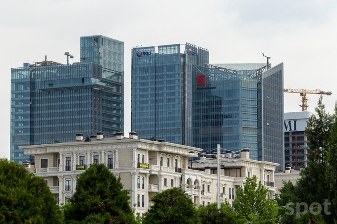 Какие банки в Узбекистане будут работать в выходные дни Центральный банк традиционно опубликовал список банков чьи отделения будут работать в выходные дни 8 и 9 ноября В отделениях 18 банков можно будет обменять валюту и отправить денежные переводы Режим работы может отличаться от стандартного Список   www spot uz ru 2025 11 08 banks holidays Telegram Instagram YouTube