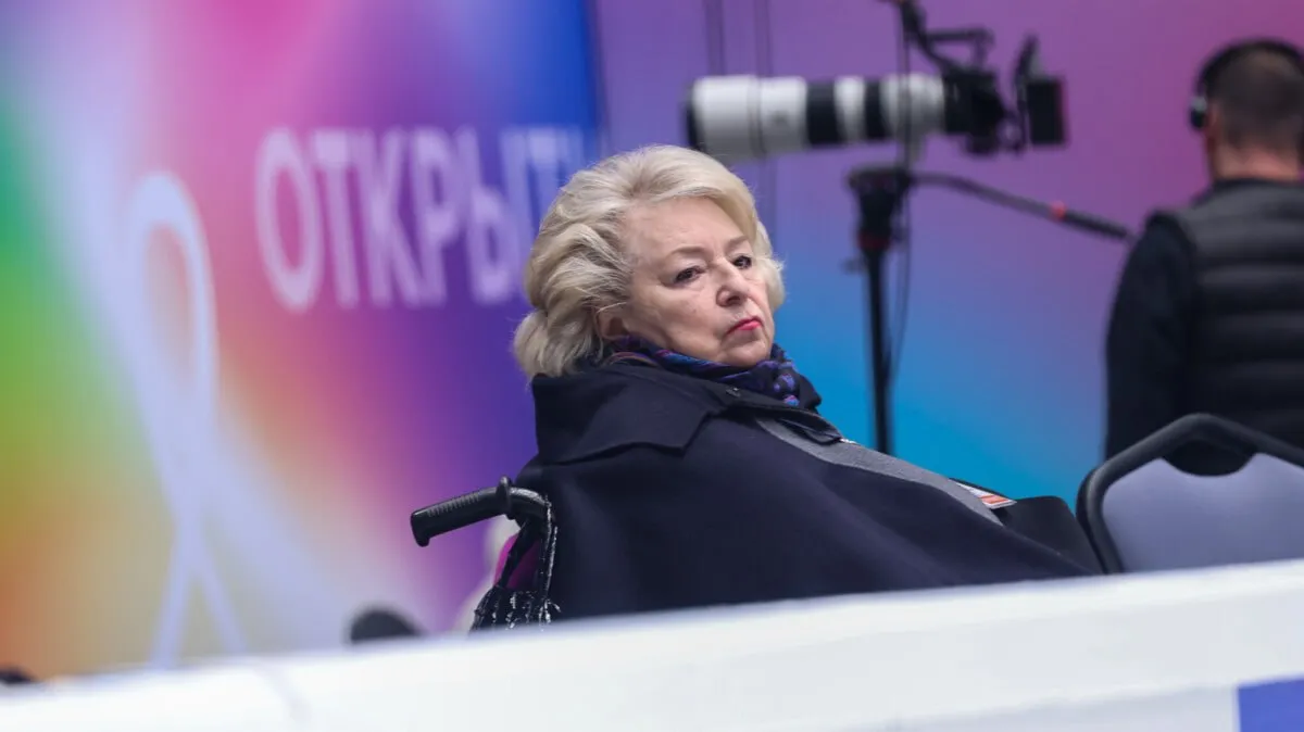 Татьяна Тарасова находится на лечении с её здоровьем всё нормально Об этом Матч ТВ рассказал её близкий родственник Алексей Тарасов Ранее РИА Новости со ссылкой на источник сообщило что Татьяна Анатольевна находится в реанимации под наблюдением врачей news matchtv Наш канал в MAX Дмитрий Челяпин Матч ТВ