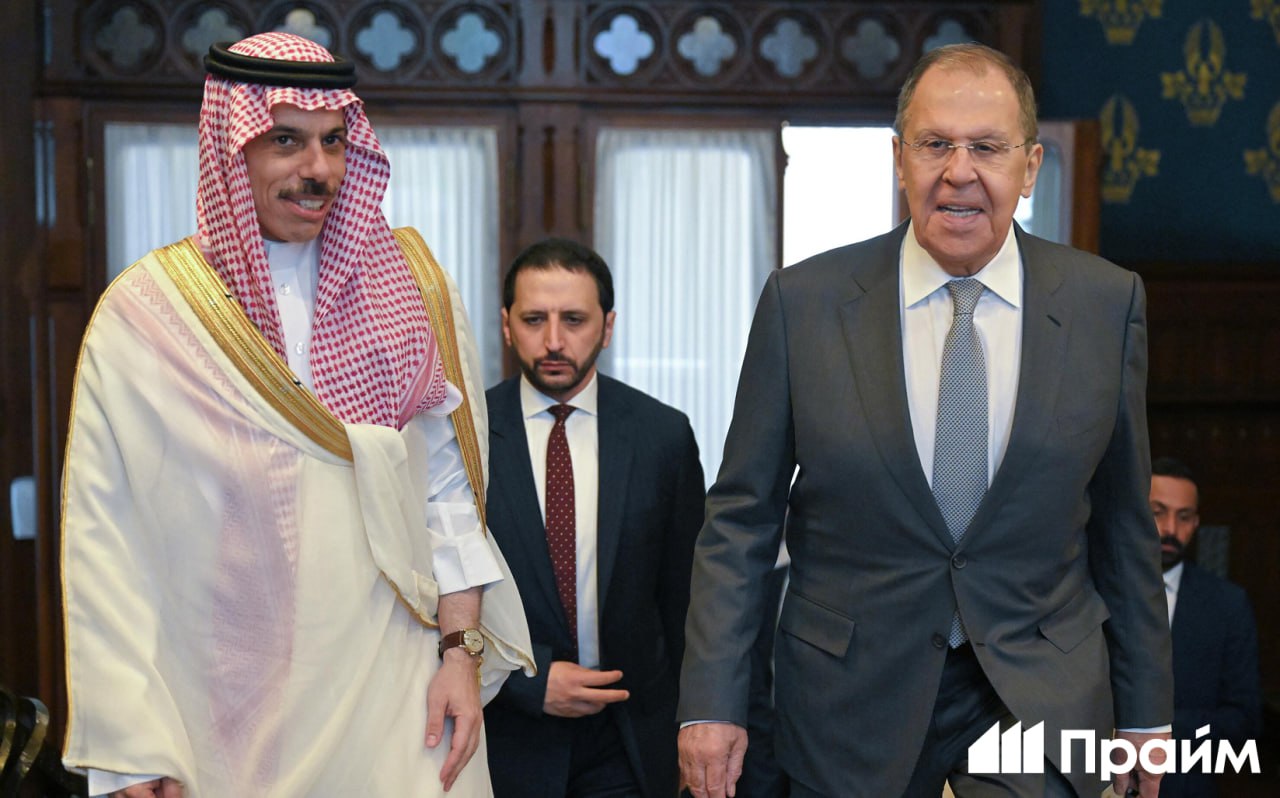 Россия и Саудовская Аравия в октябре откроют прямое авиасообщение Об этом заявил Лавров по итогам переговоров с главой саудовского МИД в Кремле.