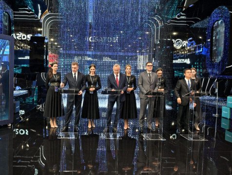 В Думиничском районе возобновится строительство цементного завода Строительства цементного завода в Думиничском районе возобновят. Как сообщил губернатор Калужской области, соответствующее соглашение было подписано во второй день работы Питерского экономического форума. Уже согласованы детали большого международного проекта. Свои подписи под документом поставили глава региона, представители ВЭБ.РФ и китайского инвестора.