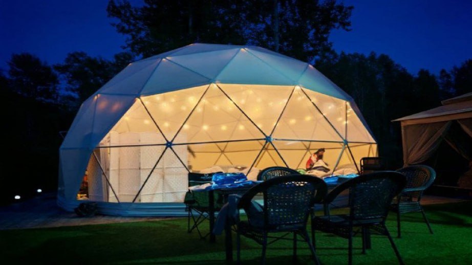 База отдыха и гостиница на месте закрытой школы появятся в Хабаровском крае В поселке Уктур Хабаровского края планируется создание двух туристических объектов круглогодичной базы отдыха Красивые места на берегу горной реки и гостиничного комплекса Прочитать статью полностью Подписаться на DVHAB   Написать в DVHAB