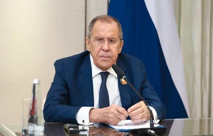 Лавров Международный фестиваль молодежи покажет открытость России Глава МИД РФ Сергей Лавров заявил что Международный фестиваль молодежи покажет гостеприимность России ее готовность к диалогу и сотрудничеству с иностранными партнерами Мы только что увидели краткую презентацию этого яркого я не сомневаюсь события которое призвано вновь продемонстрировать открытость гостеприимность России нашу готовность к диалогу сотрудничеству со всеми государствами народами кто разделяет идеалы мира добра и справедливости подчеркнул Лавров на презентации Международного фестиваля молодежи Ранее официальный представитель МИД РФ Мария Захарова на полях II Екатерининского форума заявила что в России открыты к лучшим практикам человечества к любви дружбе состраданию семье и особому отношению к детям Подробнее