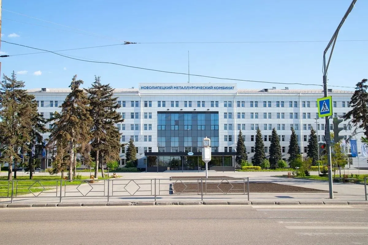 НЛМК не будет выплачивать дивиденды по итогам 2025 года из за кризиса в отрасли   newslipetsk ru fn 1853157 html Металлургический кризис 2025 года сильно ударил по НЛМК выручка упала на 15 прибыль сократилась на 48 Поэтому дивиденды решили не платить Подробности и мнения акционеров в материале   Прислать новость Подписаться   Читайте нас в MAX