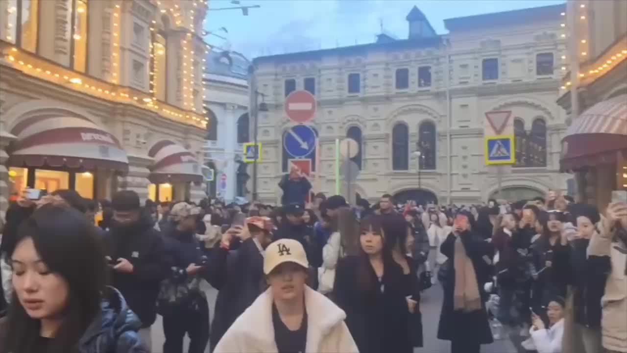 Граждане Китая поддержали военных на репетиции парада Победы в Москве
