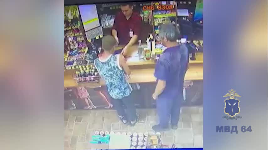 Полицейские раскрыли кражи денег с банковских карт в Пугачеве и Нижневартовске
