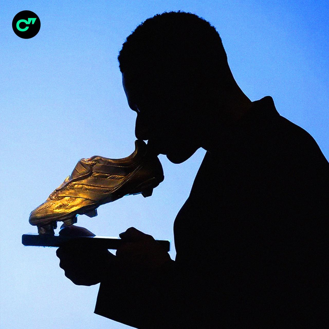 Мбаппе признан лучшим игроком Ла Лиги второй месяц подряд Форвард Реала забил в каждом из трех матчей и отдал ассист Вчера француз стал третьим игроком в истории Реала с Золотой бутсой после Криштиану Роналду и Уго Санчеса лучший в мире прямо сейчас Смотрите статистику Мбаппе в приложении ГОЛ