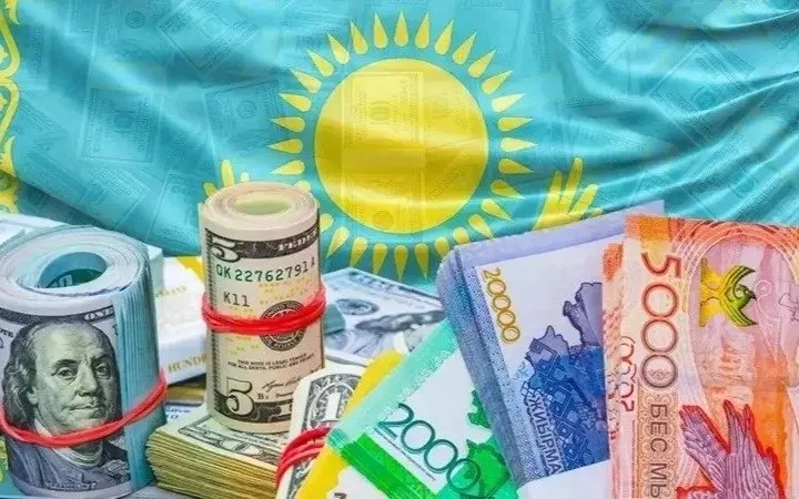 Доходы госбюджета Казахстана выросли почти на 17 Исполнение бюджета за I квартал составило 104 4 Перевыполнение 268 7 млрд тенге 581 млн Рост к аналогичному периоду 2025 года 930 6 млрд тенге или 2 млрд 16 9 Превышение плана отмечено как в республиканском так и в местных бюджетах Увеличение доходов связано с ростом цен на экспортные товары расширением реализации товаров и услуг а также эффективной работой налоговых и таможенных органов