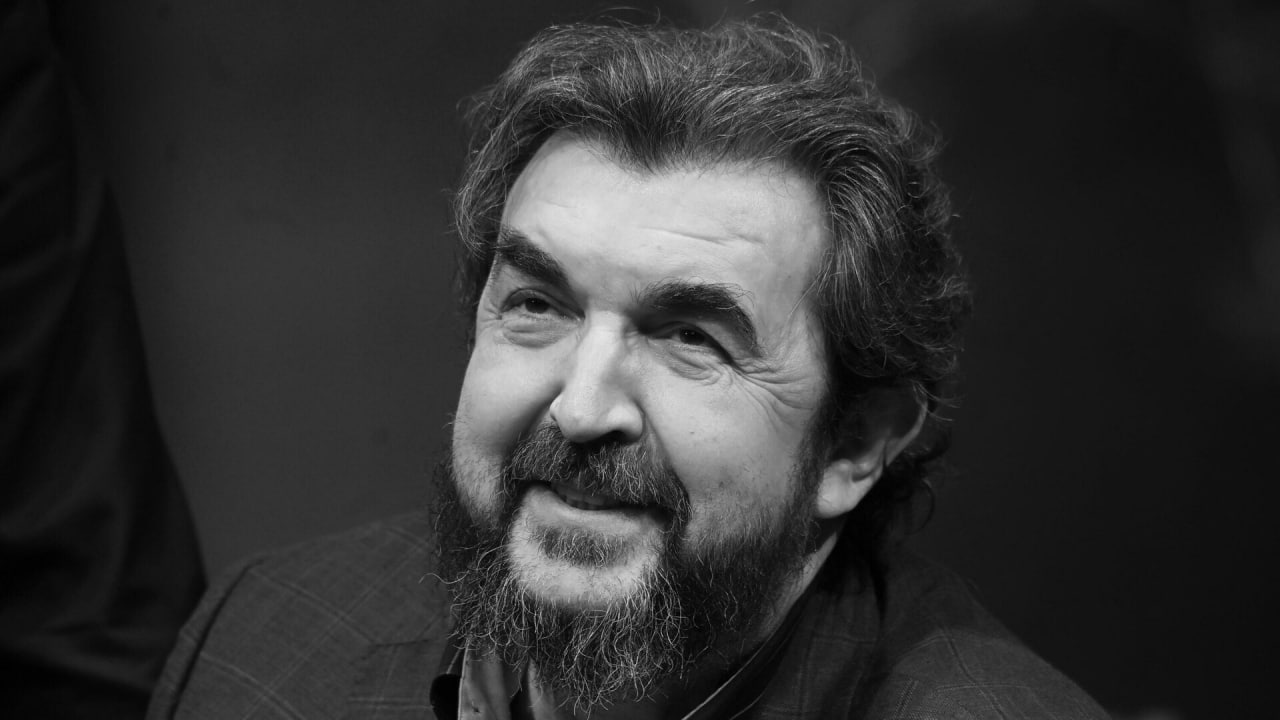 В МХТ им Чехова назвали дату прощания с Игорем Золотовицким Церемония состоится 17 января Она пройдёт на Основной сцене Московского художественного театра сообщает его Telegram канал В тот же день заслуженного артиста похоронят на Троекуровском кладбище Уточняется что панихида начнётся в 10 00 в 13 00 пройдёт отпевание Подписаться на Говорит Москва Telegram VK MAX