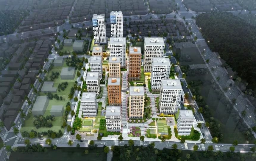 В Сеуле к 2028 году появится первый ядерный бункер для горожан пишет Korea Herald Убежище расположится под жилым комплексом из 16 многоквартирных домов в районе Гарак донг на юго востоке Сеула и в мирное время будет использоваться как фитнес центр Бункер сможет вместить до 1020 человек и будет оборудован системами вентиляции и водоснабжения что позволит обитателям выжить до 14 дней в случае внешнего ядерного биологического или химического нападения Ключевыми причинами для постройки называют растущие военные угрозы со стороны Северной Кореи и нестабильность глобальной безопасности включая затянувшуюся войну между Россией и Украиной сообщает Korea Herald ranarod