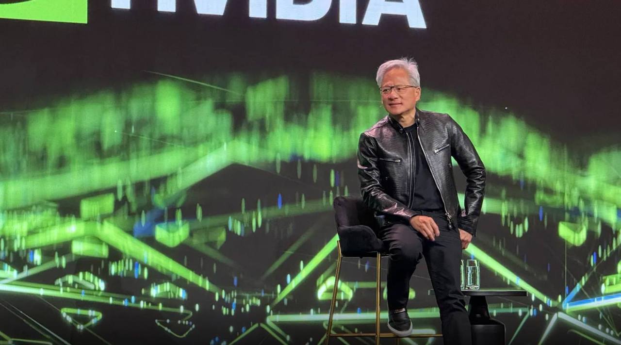 Время некромантии NVIDIA может воскресить старые видеокарты На CES 2026 NVIDIA не показала ни одной новой игровой видеокарты зато неожиданно намекнула на альтернативный план для геймеров На фоне дефицита видеопамяти и роста цен компания рассматривает возвращение старых моделей Глава NVIDIA подумывает дать старым картам поддержку новых технологий но как именно пока неизвестно Похоже нас ждёт апгрейд из прошлого  ИгроNews Пополнить PSN