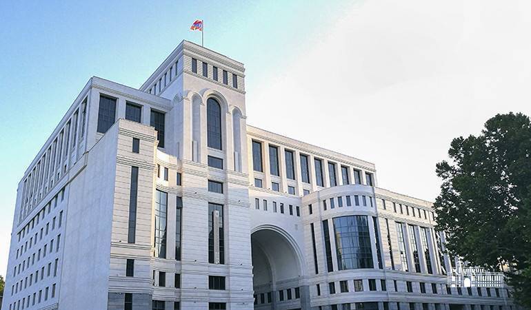 Армения подтверждает приверженность защите прав жертв насильственных исчезновений говорится в записи МИД РА в X Армения подтверждает свою приверженность праву семей знать о судьбе своих родных и обеспечению правосудия в отношении этих лиц говорится в записи