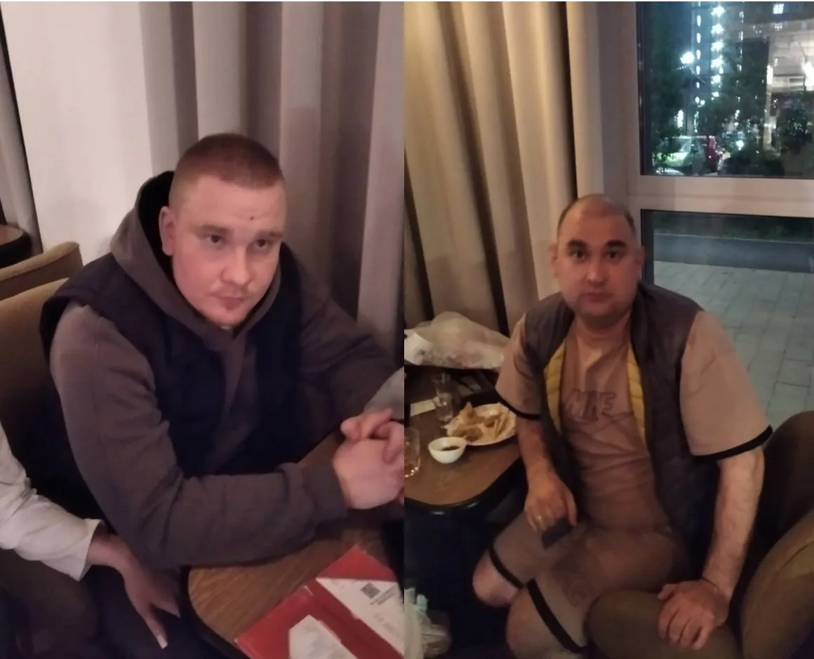Полицейские в Екатеринбурге напали на человека с инвалидностью В Екатеринбурге 9 мая в ресторане Мама в Академическом районе полицейские Владислав Нуриев и Никита Зыбин напали с угрозами на человека с расстройством аутистического спектра РАС посчитав что юноша косо на них смотрит Об этом сообщила его мать Татьяна Хижнякова заведующая областным ресурсным центром по развитию инклюзивного образования Добавили что инвалидам и е ым олигофренам в общественных местах делать нечего На вопрос стоит ли позорить честь мундира в такой праздник сказали что не при исполнении и могут делать все что заблагорассудится сообщила Хижнякова в своих соцсетях На следующий день после происшествия Хижнякова обратилась в отделение полиции чтобы написать заявление и встретила там на рабочем месте Нуриева и Зыбина Подробнее по ссылке   tinyurl com mv6ef8nh соцсети Татьяны Хижняковой