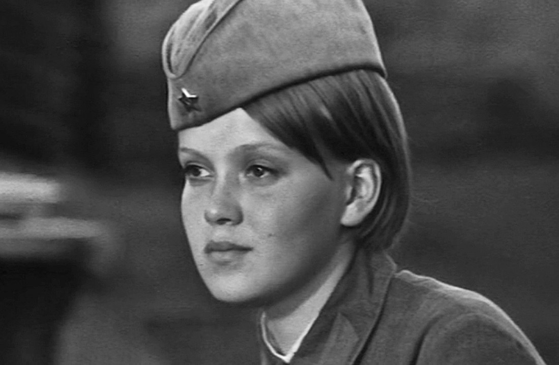 Умерла актриса Ирина Шевчук известная по фильму А зори здесь тихие Ей было 74 года Фото кадр из фильма А зори здесь тихие Киностудия им М Горького