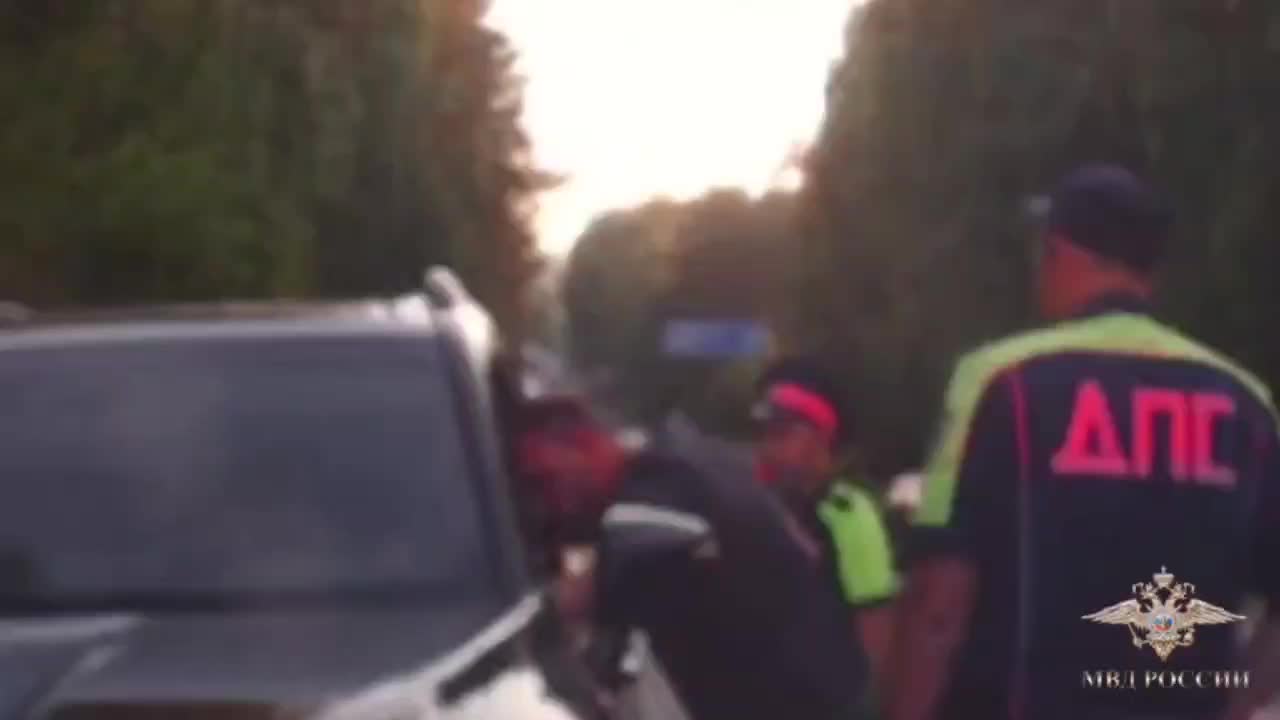 Полицейские Красноярска срочно сопроводили ребенка с диабетом к врачам