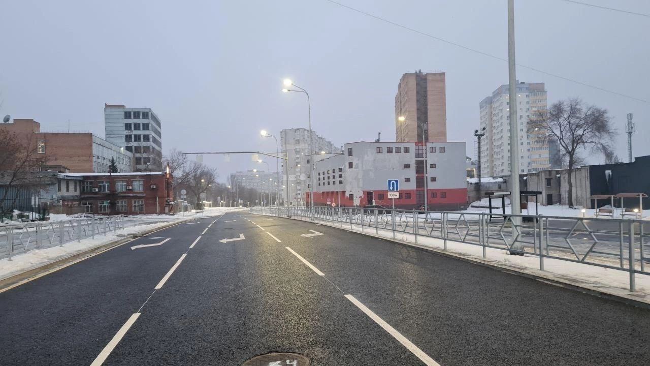 Новая дата открытия движения по ул. 22 Партсъезда в Самаре   Реконструированный участок от ул. Солнечной до Московского шоссе откроют в мае.  - Работы, начатые в 2023 году, полностью завершены. Проверка Государственной инспекцией строительного надзора Самарской области подтвердила готовность объекта. Необходимый пакет документов направлен в министерство строительства Самарской области для получения разрешения на ввод объекта в эксплуатацию, - рассказали в администрации Самары.  SOVAINFO   Прислать новость Больше новостей - на sovainfo.ru