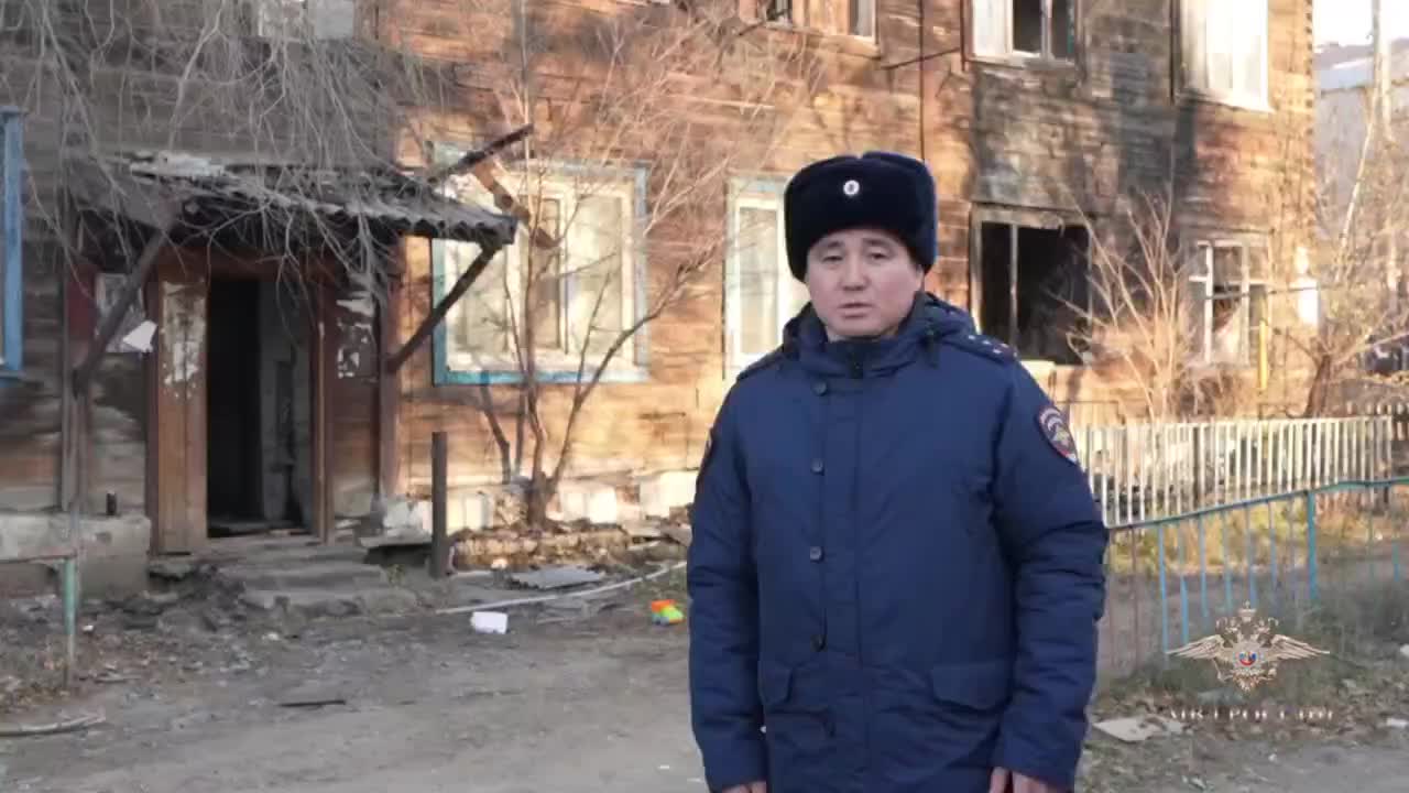 Капитан полиции Михаил Доржиев награжден за спасение пяти человек на пожаре в Улан-Удэ