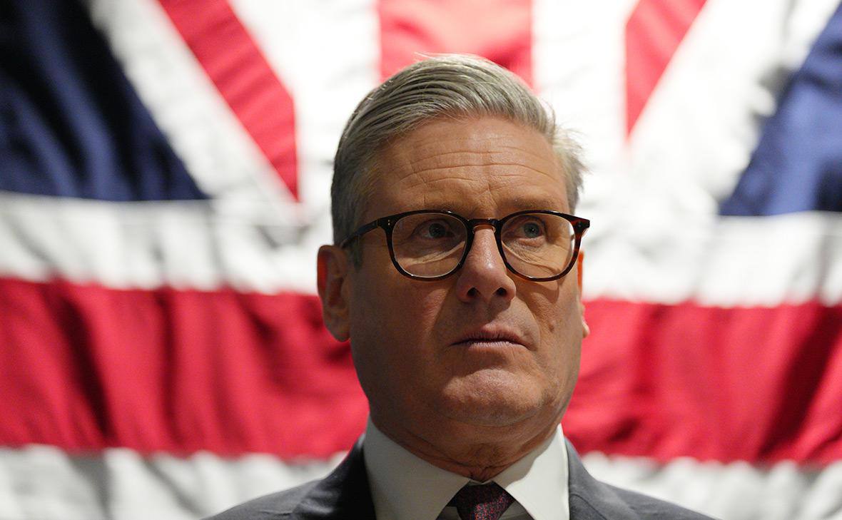 Соратники Кира Стармера могут попытаться сместить его в декабре сообщила вещательная корпорация Би би си Процесс против премьера Великобритании могут запустить через две недели после того как 26 ноября глава Минфина представит в Палате общин бюджетное послание Как ожидается будет объявлено о повышении налогов для борьбы с дефицитом бюджета Подпишись RogandarNEWs мы в MAX