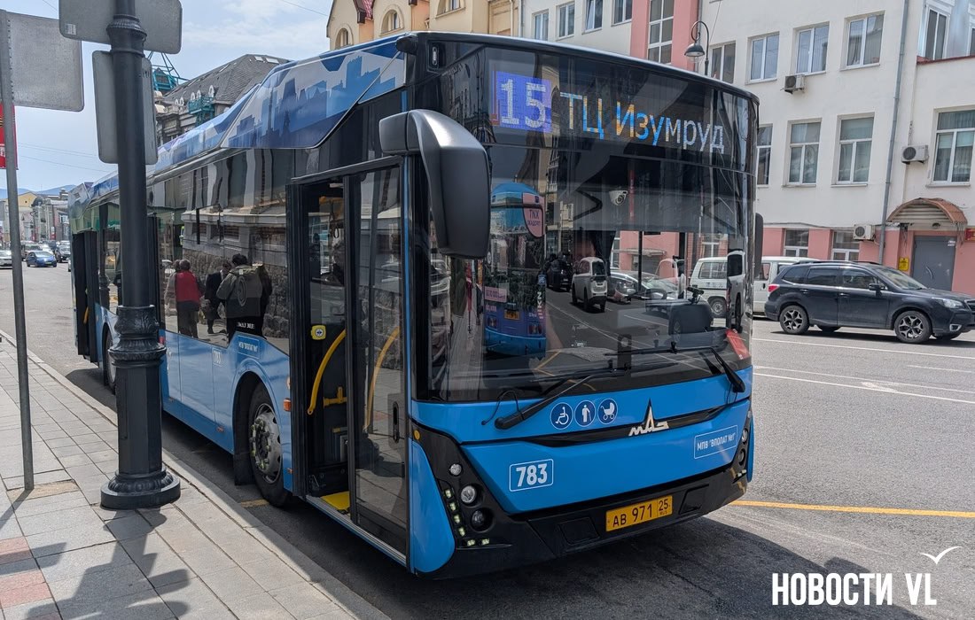 Администрация Владивостока получит в свой автобусный автопарк 18 новых автобусов среднего класса марки МАЗ. До конца года в город поступит 14 машин, после нового года – ещё четыре. Средства на покупку техники выделило правительство Приморского края. Подробнее