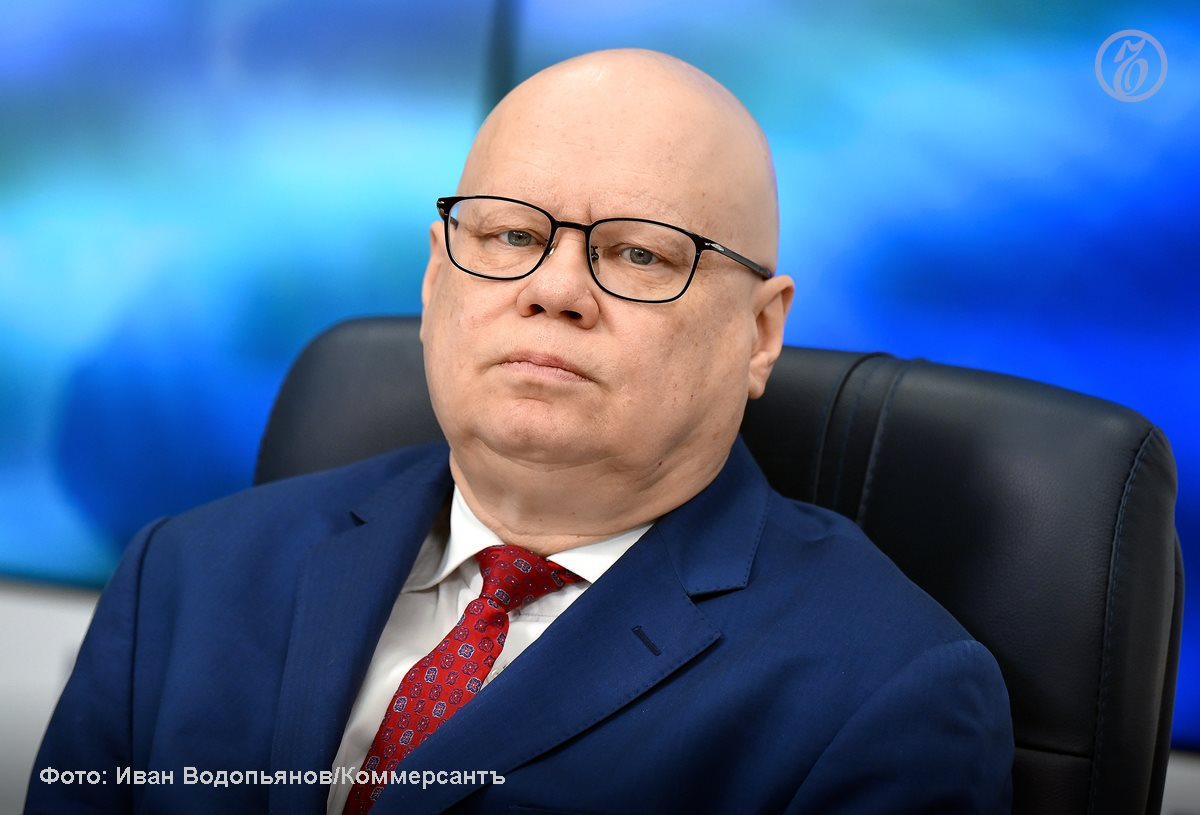 Премьер-министр России Михаил Мишустин освободил замминистра финансов РФ Алексея Лаврова от должности в связи с выходом на пенсию. Господин Лавров занимал эту должность с 2011 года. Подписывайтесь на «Ъ» Оставляйте «бусты»
