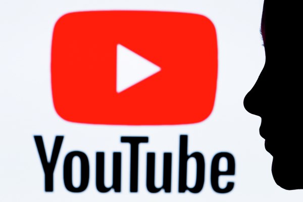 Пользователи по всему миру сообщили о сбоях в работе YouTube В США число жалоб превысило 268 тысяч в Великобритании 62 тысячи в Японии 19 тысяч Информацию о неполадках в работе сервиса подтвердили специалисты сайта DownDetector который отслеживает отключения на популярных интернет ресурсах 55 пользователей заявляли о проблемах с потоковым просмотром видео 33 о трудностях с подключением к приложению у 12 не работал сайт Подпишись на Говорит Москва