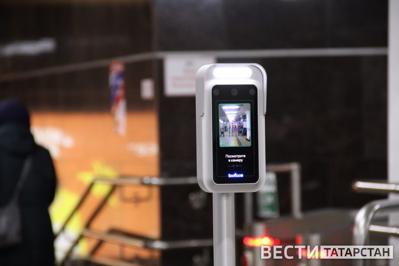 В Казани с 1 января 2026 года стоимость проезда в метро вырастет до 46 рублей В документе указано что разовая поездка по единоразовому билету будет стоить 46 рублей а при использовании транспортной карты на 100 поездок 36 рублей Провоз ручной клади сверх нормы также обойдётся в 46 рублей Подписаться Сообщить новость   Вести Татарстан в MAX