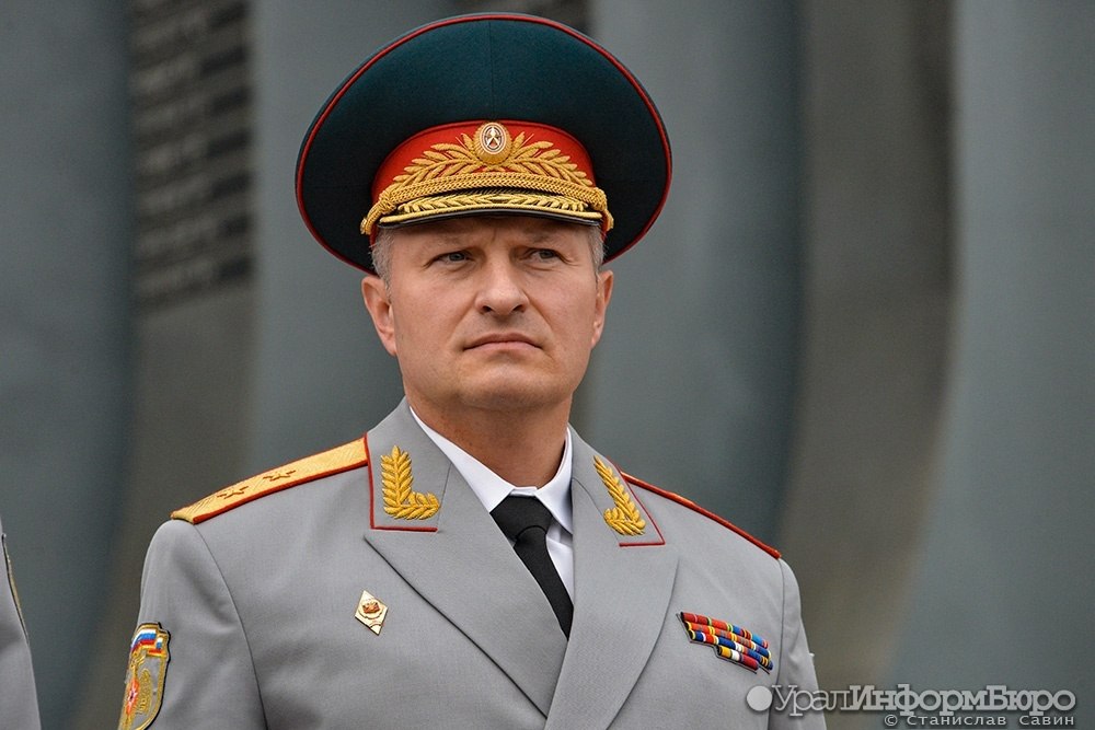 Стало известно для чего глава МЧС России летит в Екатеринбург Министр Александр Куренков откроет новый пожарный пост и пообщается с врио губернатора Денисом Паслером