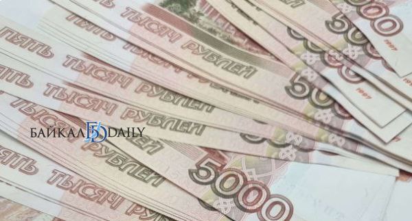 За минувшие сутки в полицию обратились жители Бурятии, которые в общей сложности отдали мошенникам 2 миллиона 665 тысяч рублей.   Наибольший ущерб понёс 55-летний житель Улан-Удэ. Он перевёл свои накопления в миллион рублей.    Мужчина нашёл в Интернете объявление о заработке на инвестировании, прошёл обучение от «наставника по инвестициям» и открыл «инвестиционный счёт».   Мошенники трижды позволяли жертве выводить небольшие суммы «прибыли» - от 1,7 тыс до 19 тысяч рублей. В итоге мужчина полностью поверил в происходящее и внёс все свои сбережения   ‍